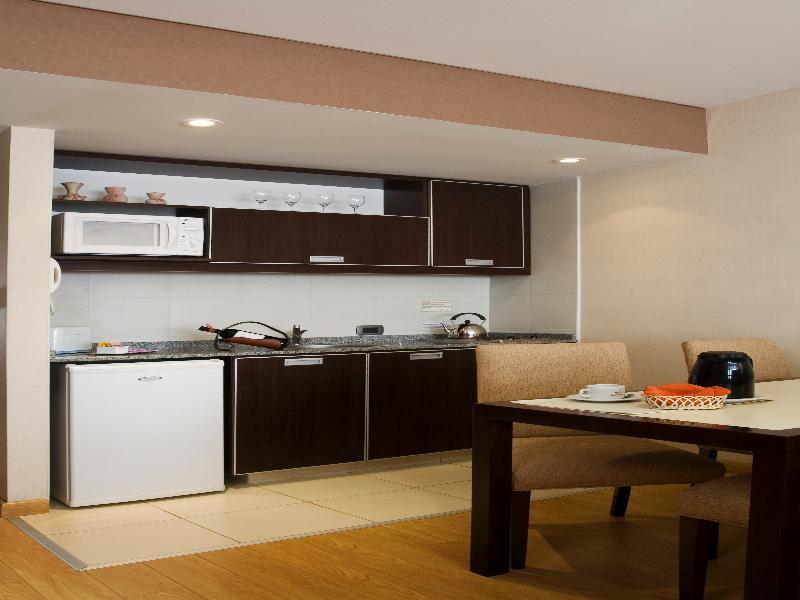 Uriburu 1756 By Ayres Apartments Recoleta Buenos Aires Kültér fotó